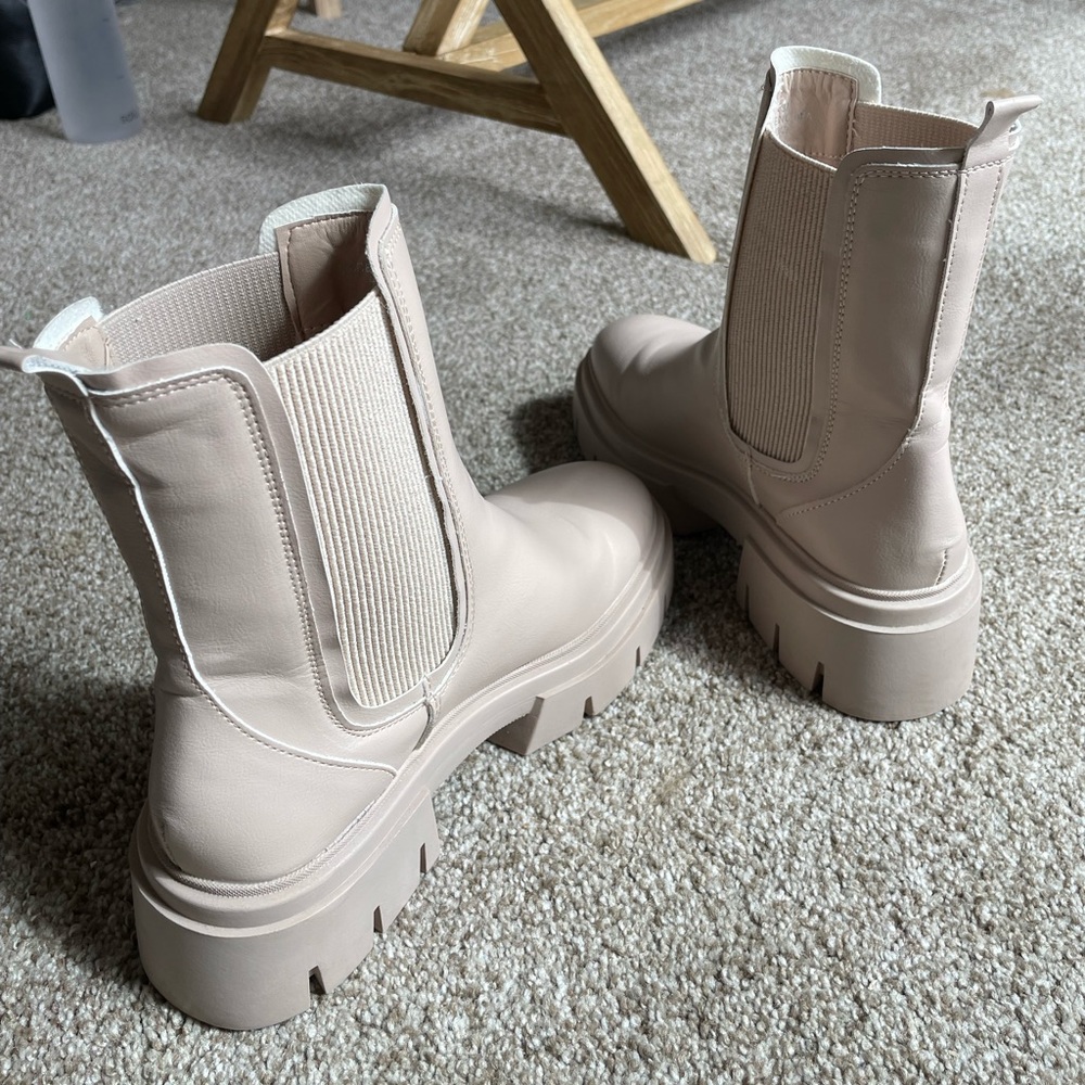 Pretty Little Thing Chelsea Chunky Sole Boots.